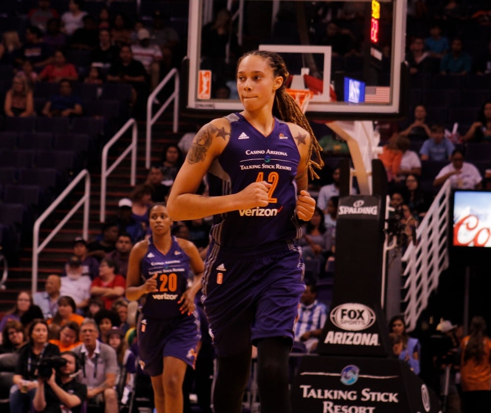 Phoenix Mercury players on the basketball court